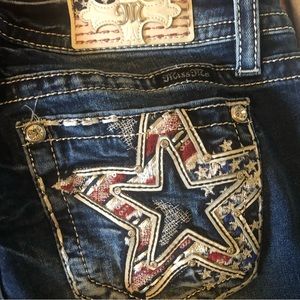 Miss Me jeans in excellent condition, zero flaws, shimmery threading,rhinestones